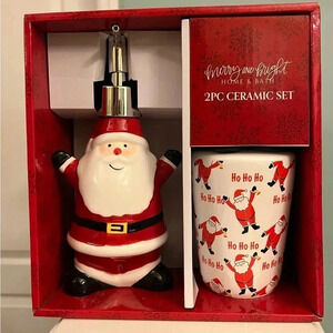 Merry and Bright 2 Pc Holiday Bath Set by Home and Bath